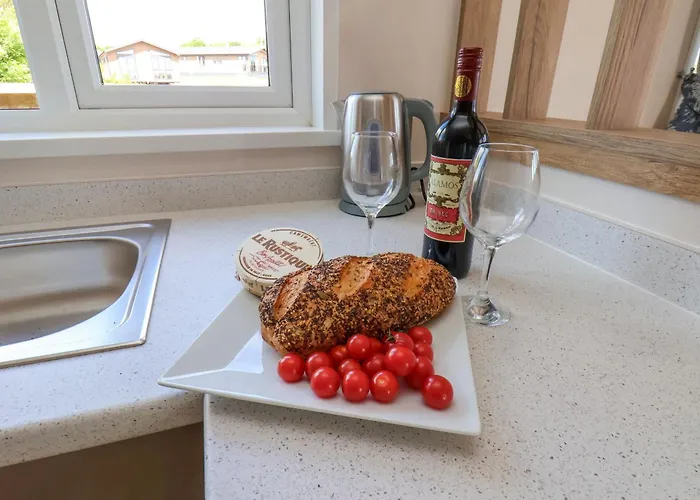 בית נופש Juniper וויטבי